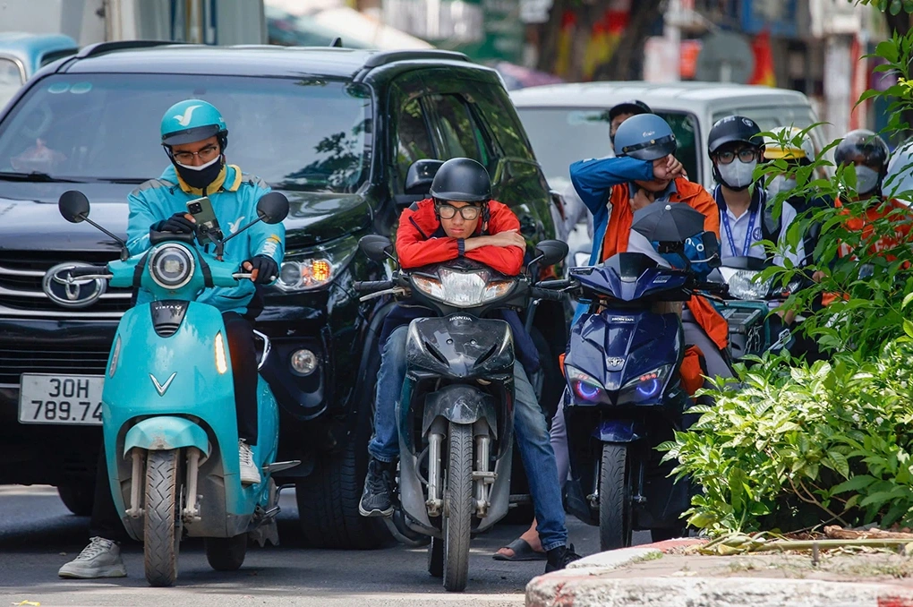 Cấm xe xăng theo giờ