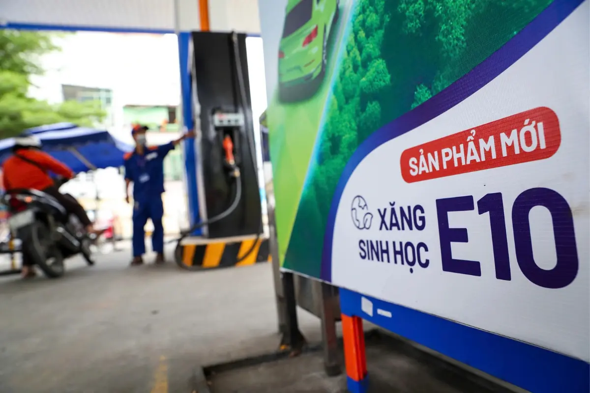 Thí điểm xăng e10